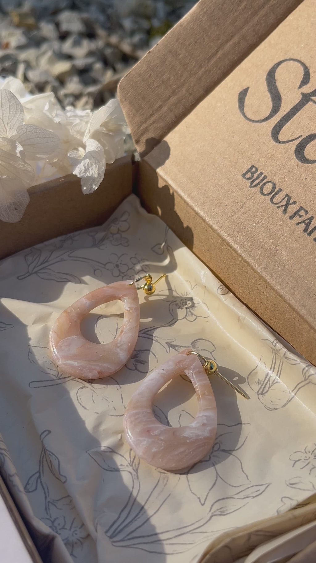 Paire en goutte - marbré beige (collection seconde peau)